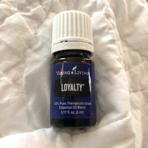 Young Living Loyalty Essential Oil - Picture 2 of 4